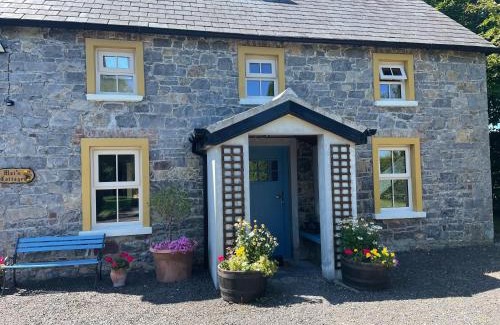 Elton Apartment | Mai's Cottage Suite - Charming Holiday Rental