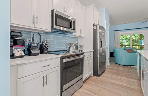 Bermuda Bay House | Mai Tai 3 Bedroom at Cambridge Cove with Private Hot Tub!
