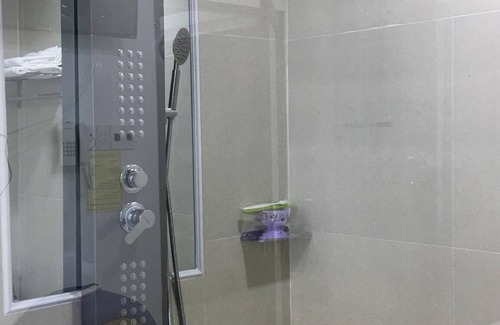 Hoa Thanh Hotel | Mai Tuan Pham Hung Hotel