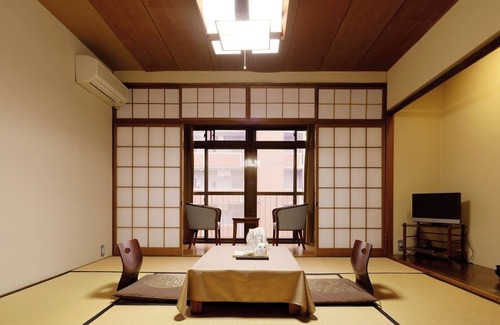 Isahaya House | Main building 8 tatami Japanesestyle room Brea/Isahaya Nagasaki