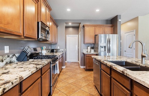 Surprise Farms House | Main Floor King Room plus 4 Bedroom Upstairs w/Game Room & Heated Pool