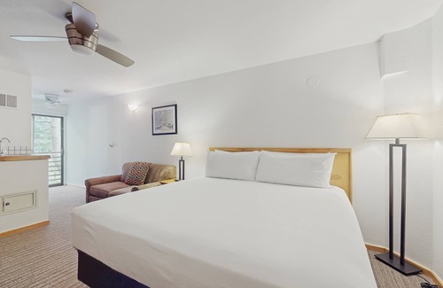West End Cabin | Main St. gem - pool & hot tub - walk to lifts, dog-friendly, third floor