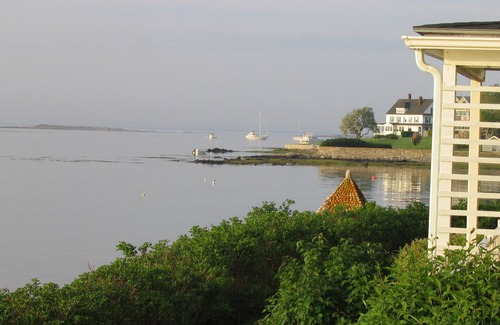 Cape Porpoise House | Maine Oceanfront 5 bedroom house in Kennebunkport. Tennis, golf, biking