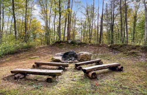 Stoneham House | Maine Treehouse-The Spruce Suite