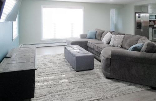 Pittsfield House | MaineStay House