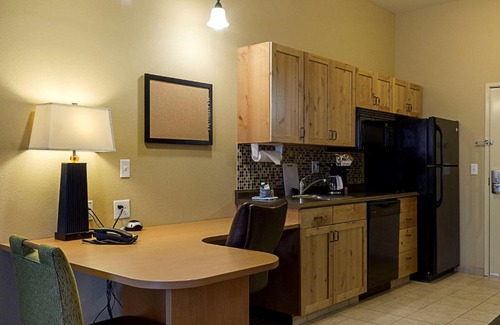 Williston Hotel | MainStay Suites Williston