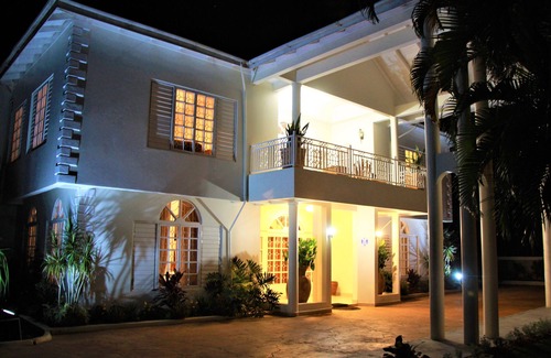 Rio Bueno Villa | Mais oui Tennis and Spa Villa