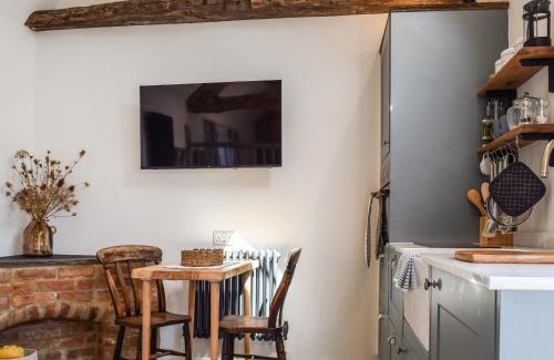 Harborough Magna House | Maisie's Stable