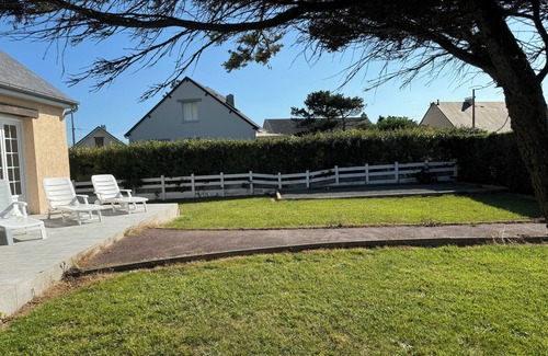Anneville-sur-Mer House | Maison à 250 Mètres de la Plage Pour Passer de Beaux Moments en Famille