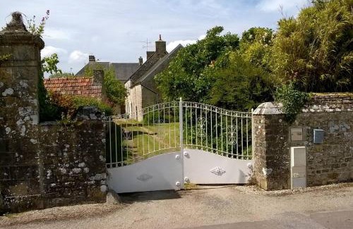 Fontenay-sur-Mer House | Maison élégante à Fontenay-sur-Mer avec cheminée