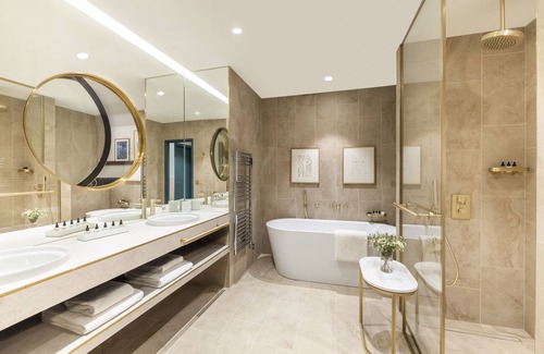 Nimes City Centre Hotel | Maison Albar Hotels L'Imperator