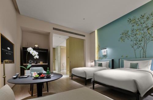 Shizhong District Hotel | Maison Albar Hotels Leshan