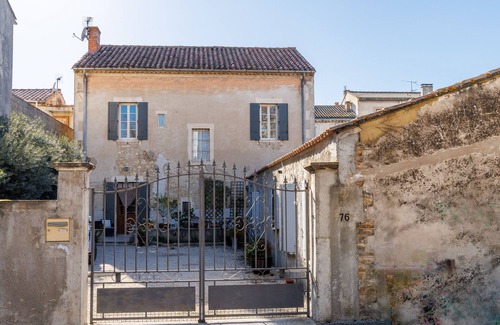 Montfavet House | Maison Antiguo - Welkeys