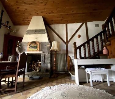 Dauzat-sur-Vodable House | Maison auvergnate