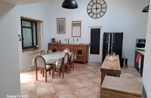 Saint-Just-Luzac House | Maison aux Pieds des Marais Salants