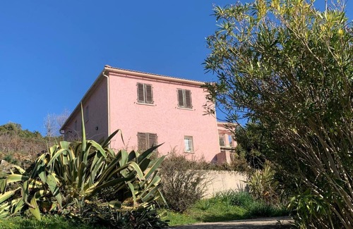 Pietra-di-Verde House | Maison Avec Grande Terrasse, VUE Magnifique Mer, Montagne, Chambre Parentale