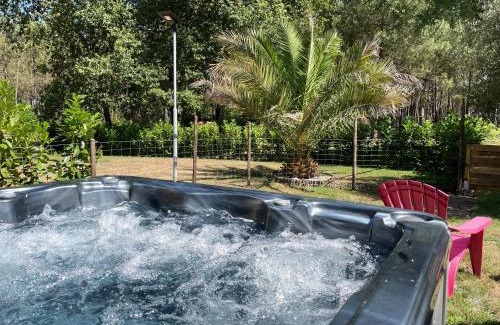 Levignacq House | Maison avec jacuzzi, proche de la plage