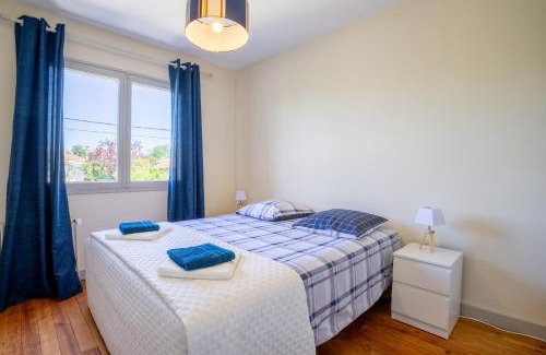Aire-sur-l'Adour Apartment | Maison avec jardin