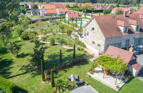 Hauterive House | Maison avec piscine chauffée, clim et jardin - Hauterives - FR-1-489-203
