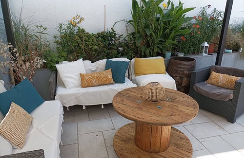 Houilles House | Maison Avec Terrasse au Calme, Proche de Paris