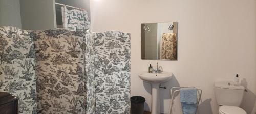 Chatillon-Coligny House | Maison Belle Croix