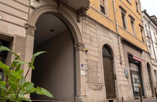 Old Town Apartment | Maison Blanche: appartamento elegante con parcheggio privato