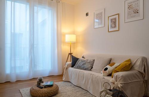 Old Town Apartment | Maison Blanche: appartamento elegante con parcheggio privato