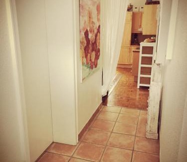 Grevenbroich Apartment | "Maison Blanche" - das gemütliche Garten-Apartment zwischen Köln und Düsseldorf