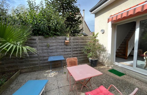 Ouistreham House | Maison calme avec terrasse - Calypso