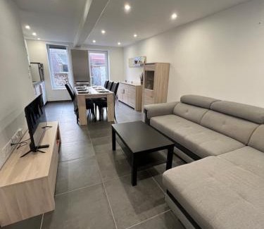 Cassel House | maison centre de cassel