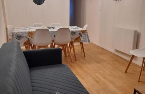 Lalizolle House | Maison "Chez Barbara" 6-8personnes
