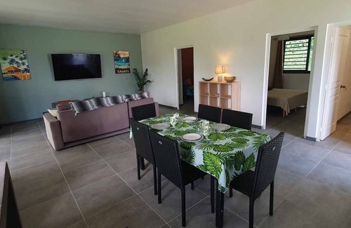 Teahupoo House | Maison Contemporaine Tout Équipé Dans une Vallée Calme à 6km de la Ville