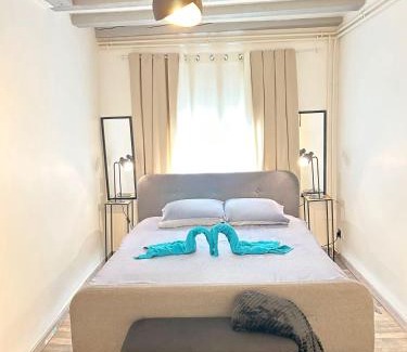 Auxerre Apartment | Maison Cosy , parking gratuit , 5 min aux Auxerre