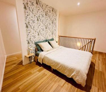 Barbezieux-Saint-Hilaire Apartment | Maison de ville