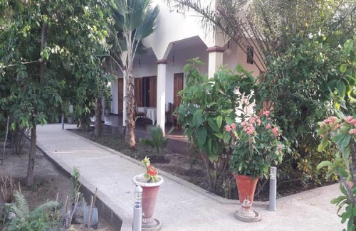Ndangane Villa | Maison D Hôte Abanna