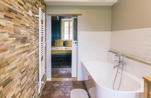 Saint-Romain-le-Preux Bed & Breakfast | Maison d'hôtes le Prieuré du Preux