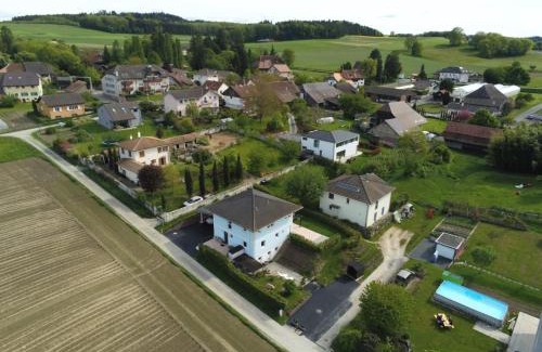 Cudrefin House | Maison d'hôtes Bleu Cudrefin
