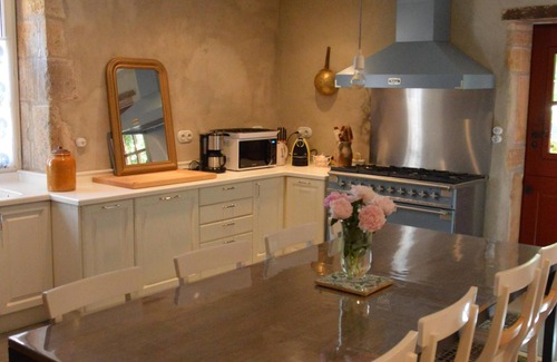 Bois-Sainte-Marie Cottage | Maison d'invites Les Tillets