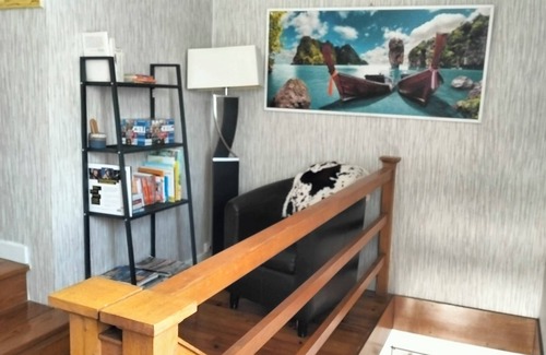 Poncins House | Maison Dans Village Calme