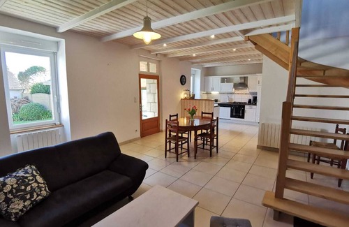 Saint-Jean-Trolimon House | Maison de Campagne Proche Mer 4 Adultes 2 Chambres