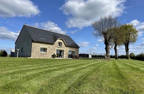 Guegon House | Maison de Campagne 5 Chambres 10/12 Personnes Avec Animaux de Compagnie Acceptés