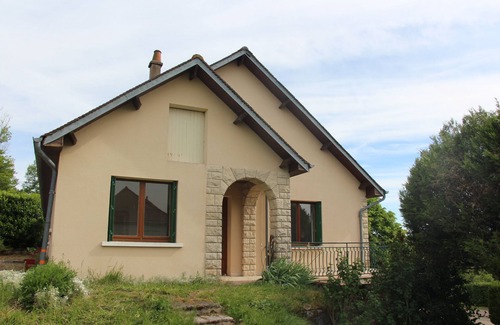 Tanlay House | Maison de Campagne Bourguignonne, Idéale Pour Famille Avec Animaux