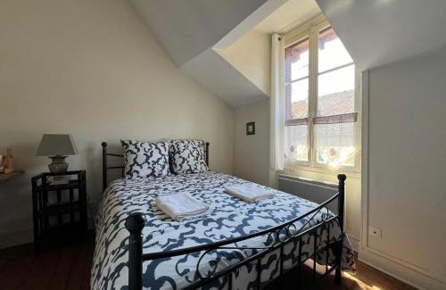Montigny-sur-Loing Apartment | Maison de caractere cœur du village 1h de Paris