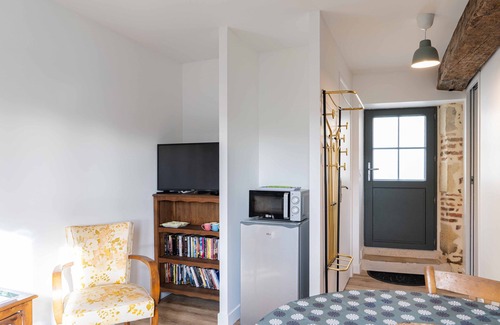 Bourbon-Lancy House | Maison de Caractère Pour Cure Thermale et Tourisme. Bienvenue au Gîte Damona !