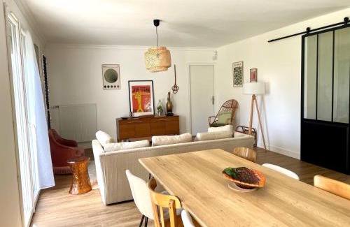 Sainte-Luce-sur-Loire House | Maison de famille 5 ch idéale pour des réunions de familles