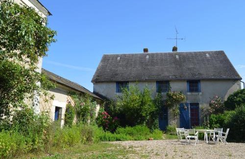 Saint-Maur House | Maison de famille XVIIIème avec jardin privatif en pleine nature, proche Châteauroux - FR-1-591-207