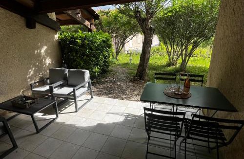 Saint-Martin-d'Ardeche House | MAISON DE VACANCES CLIMATISEE "Le Nid de Saint Martin"