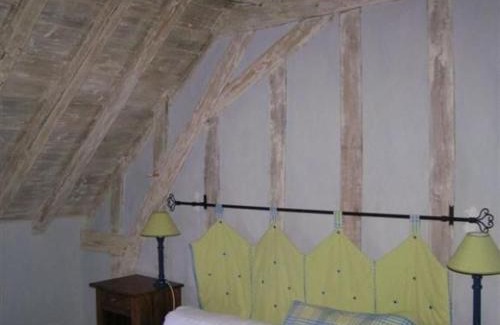 Saint-Pierre-du-Lorouer House | Maison de charme en forêt de Bercé - 4 chambres, terrasse, ping-pong, proche Le Mans - FR-1-410-164