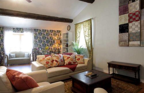 Montolieu Apartment | Maison de Textile Apartment