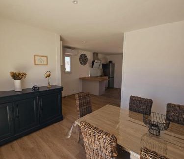 Dompierre-sur-Mer House | MAISON de Vacances Entière à 10 mn de La Rochelle